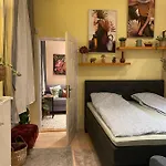 Jungle Story Apartment By Millenaris Park With Free Parking