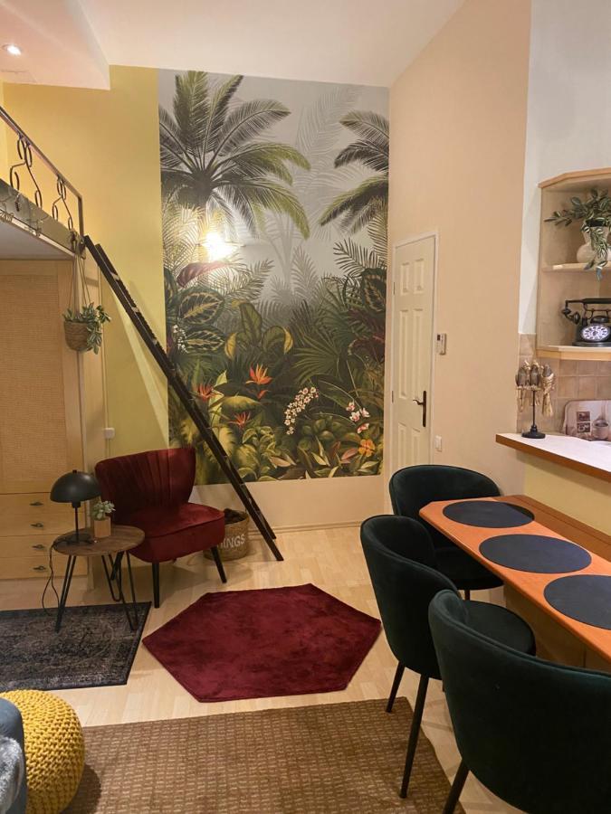 Jungle Story By Millenaris Park With Free Parking Apartman